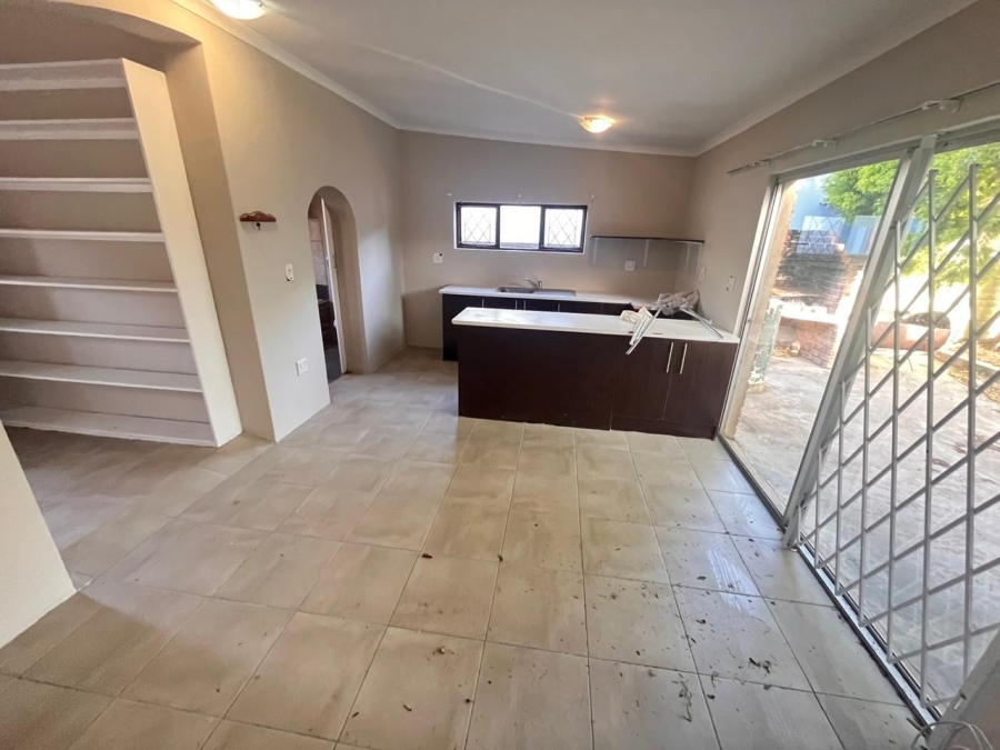 To Let 2 Bedroom Property for Rent in Cambridge Eastern Cape